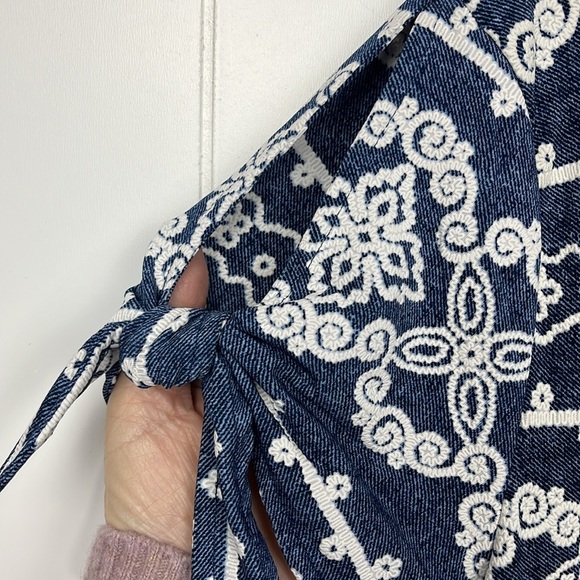 Perceptions Womens Dress L Blue/White Short Sleeves w/Ties Faux Embroidery Aztec - Picture 3 of 10